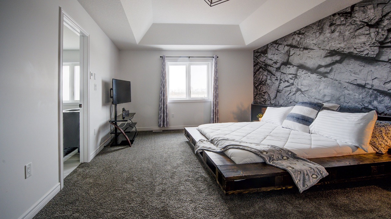 Photo of Bedroom in Grand River South