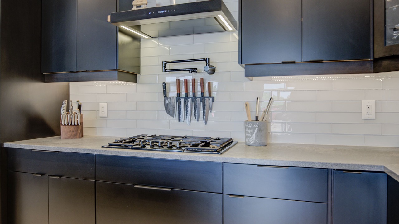 Photo of Kitchen in Grand River South