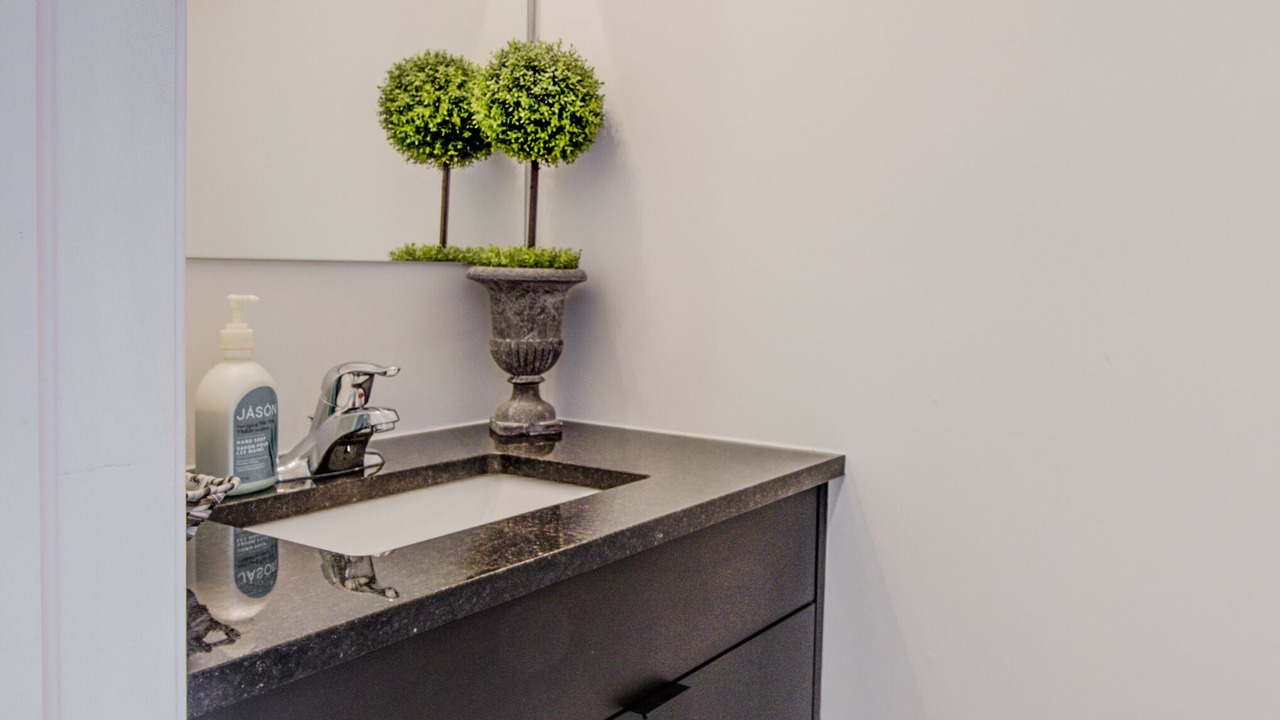 Photo of Bathroom in Grand River South