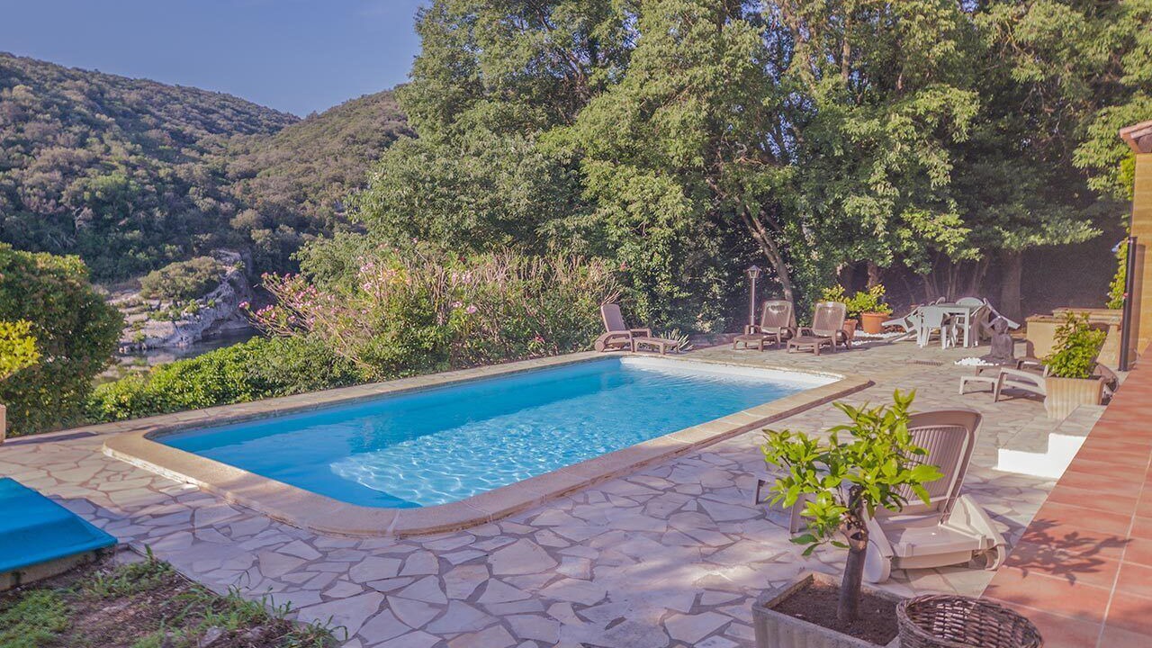 Photo of Outdoor in Collias