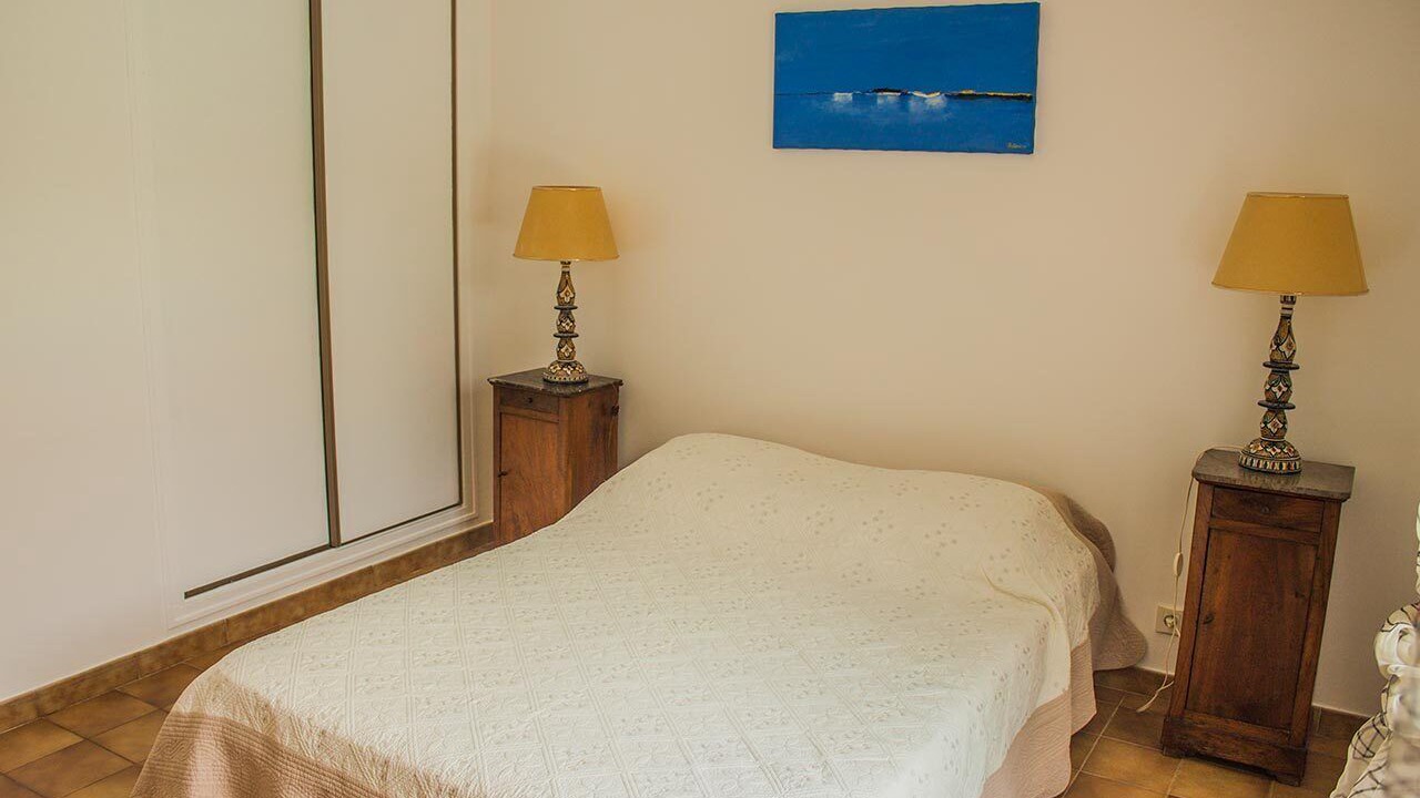 Photo of Bedroom in Collias