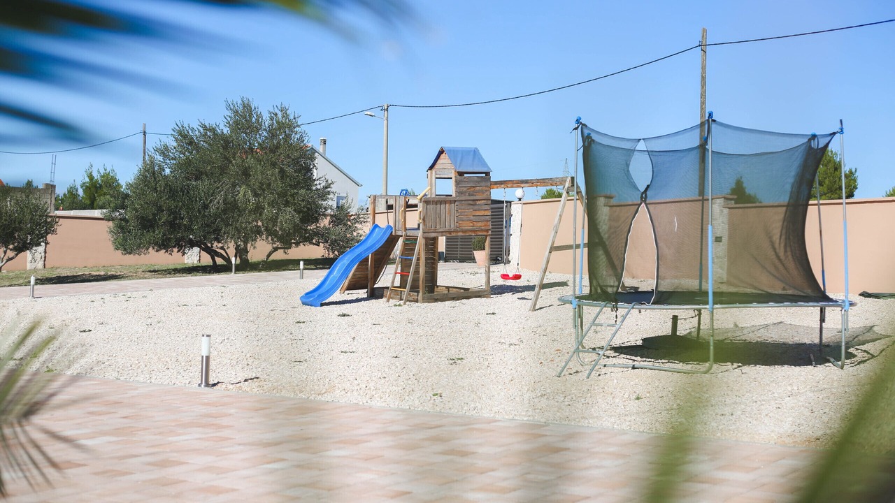 Photo of Others in Benkovac