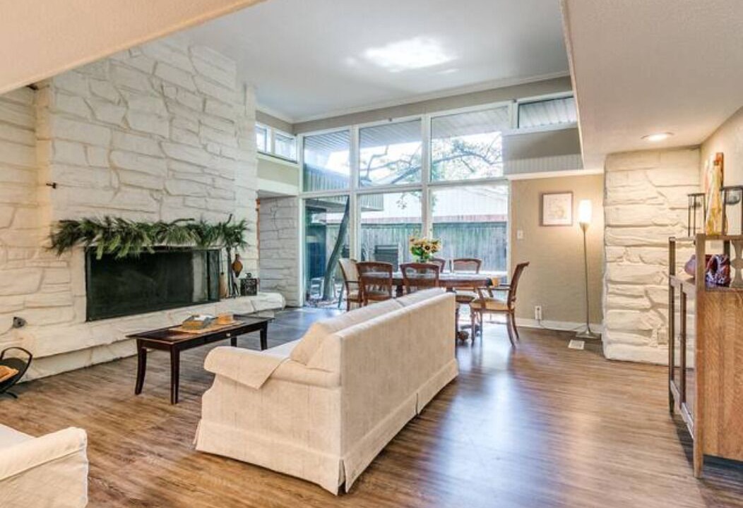 Photo of Livingroom in Norman
