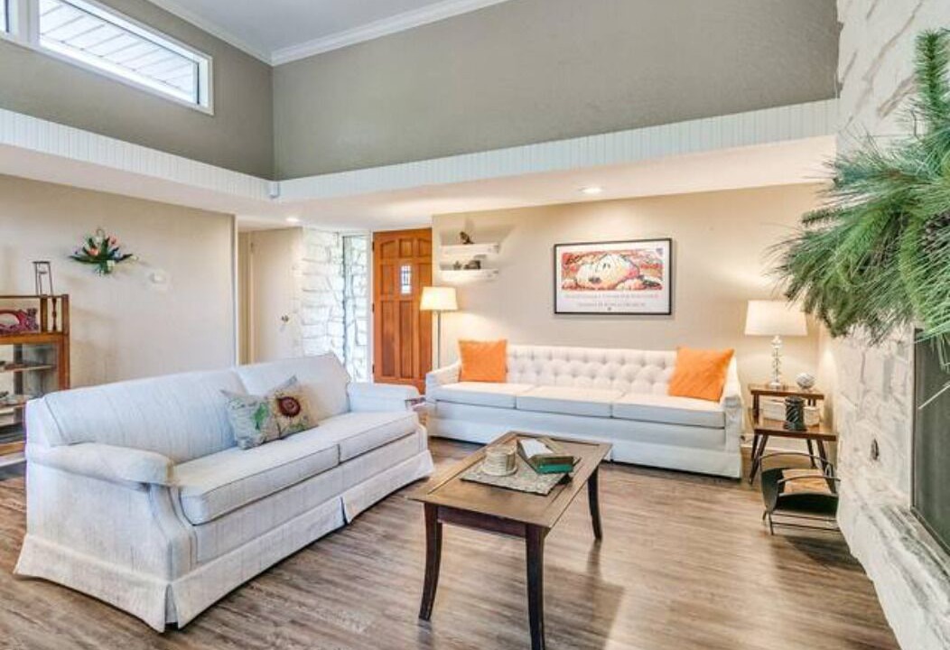 Photo of Livingroom in Norman