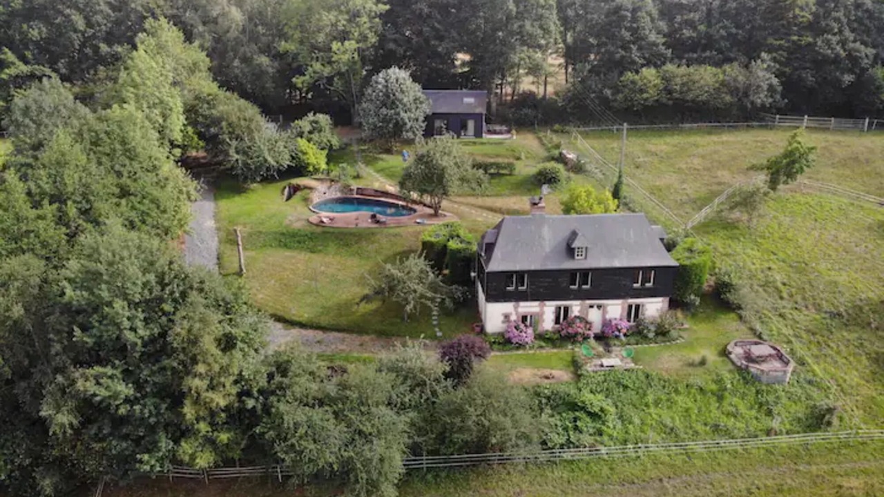 Photo of Outdoor in Saint-Pierre-de-Cormeilles