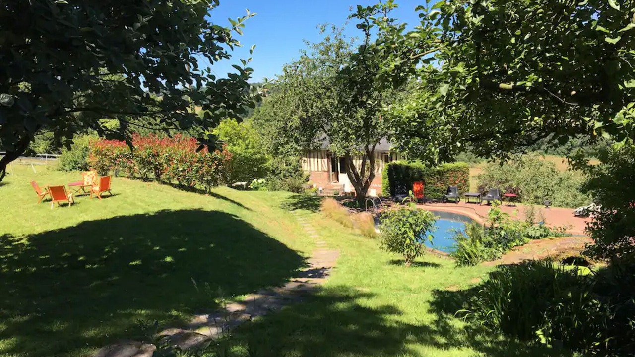 Photo of Outdoor in Saint-Pierre-de-Cormeilles