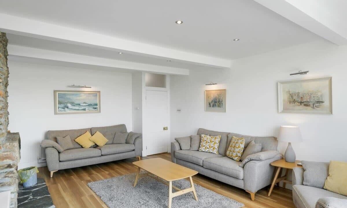 Photo of Livingroom in Rock