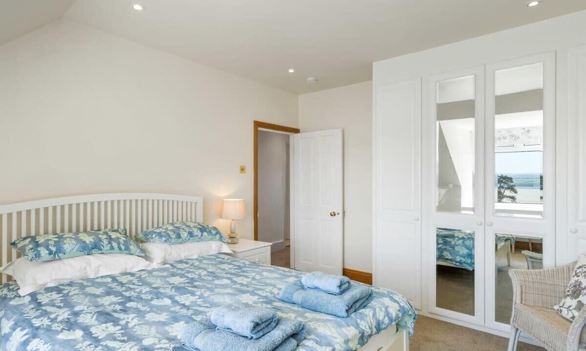 Photo of Bedroom in Rock