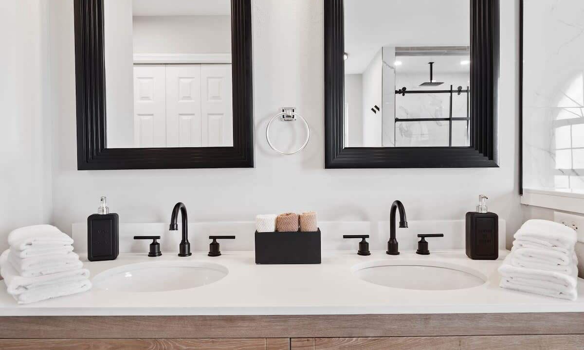 Photo of Bathroom in Palm Harbor