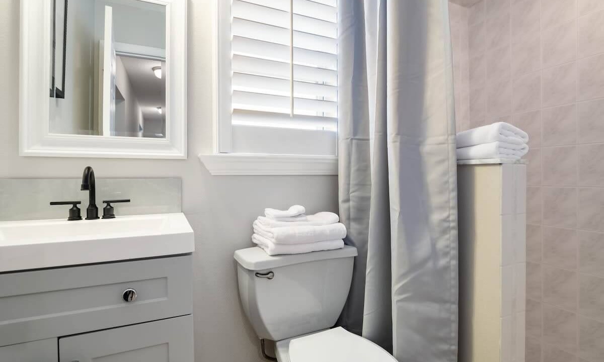Photo of Bathroom in Palm Harbor