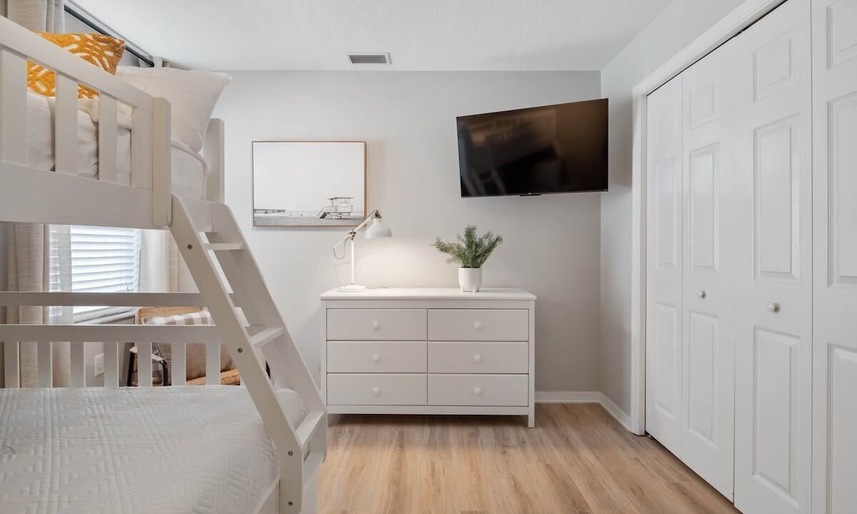 Photo of Bedroom in Palm Harbor