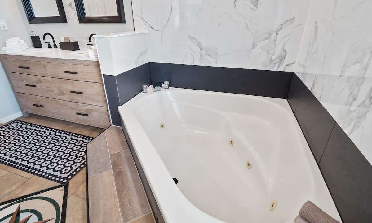 Photo of Bathroom in Palm Harbor