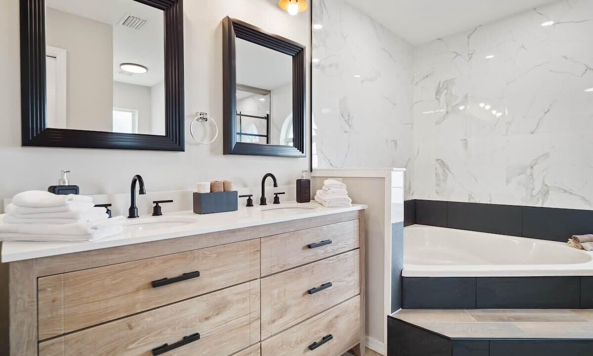 Photo of Bathroom in Palm Harbor