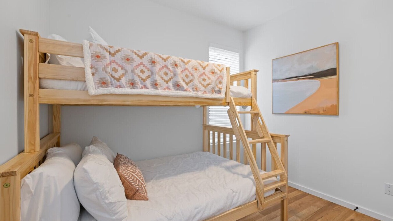 Photo of Bedroom in East Ridge