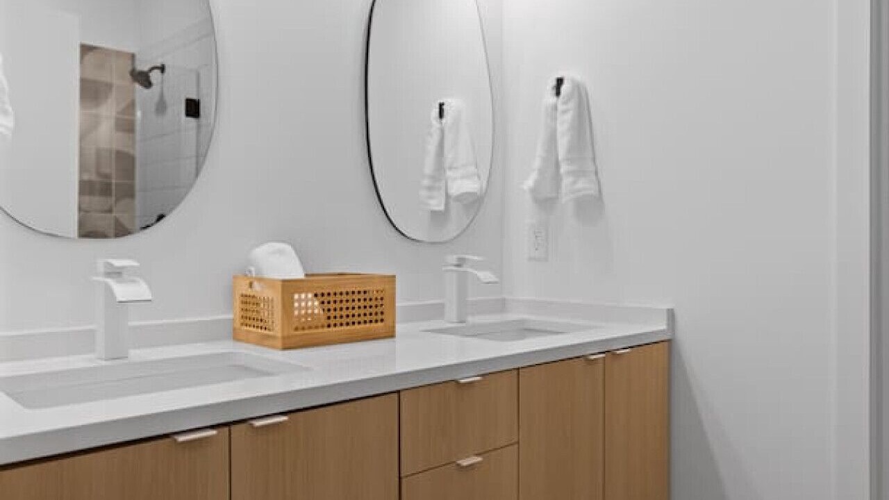 Photo of Bathroom in East Ridge