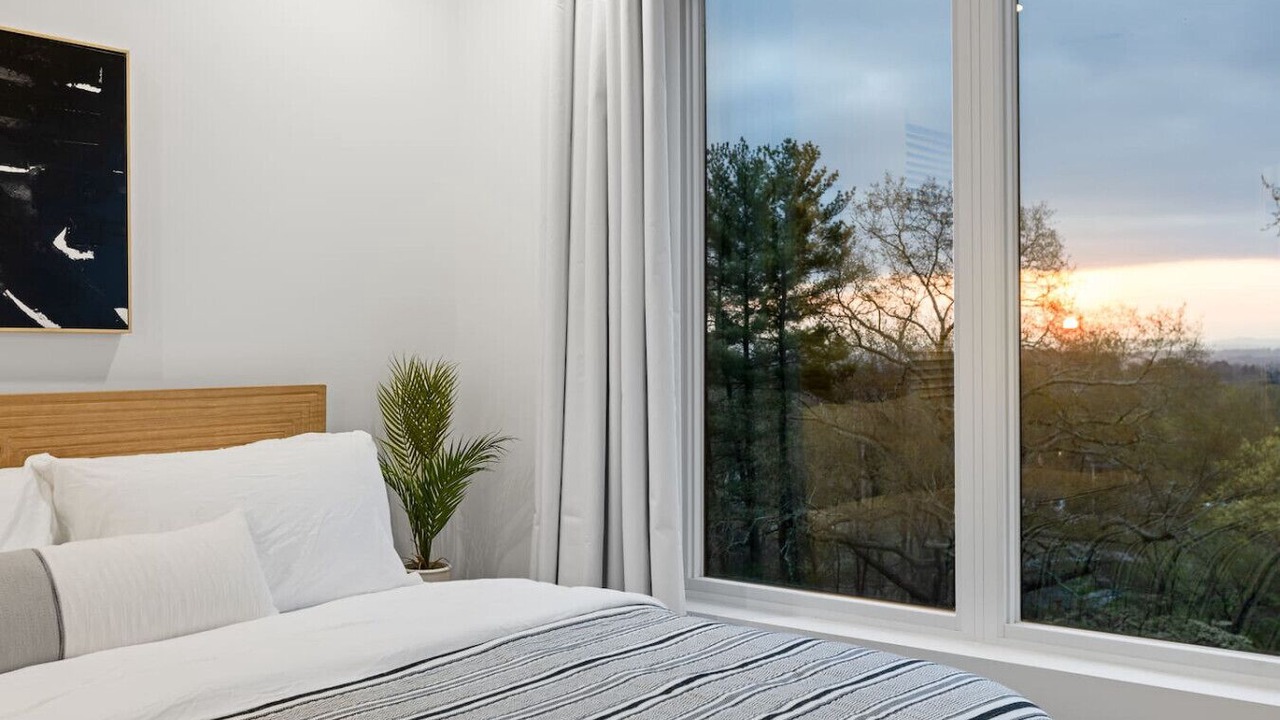 Photo of Bedroom in East Ridge