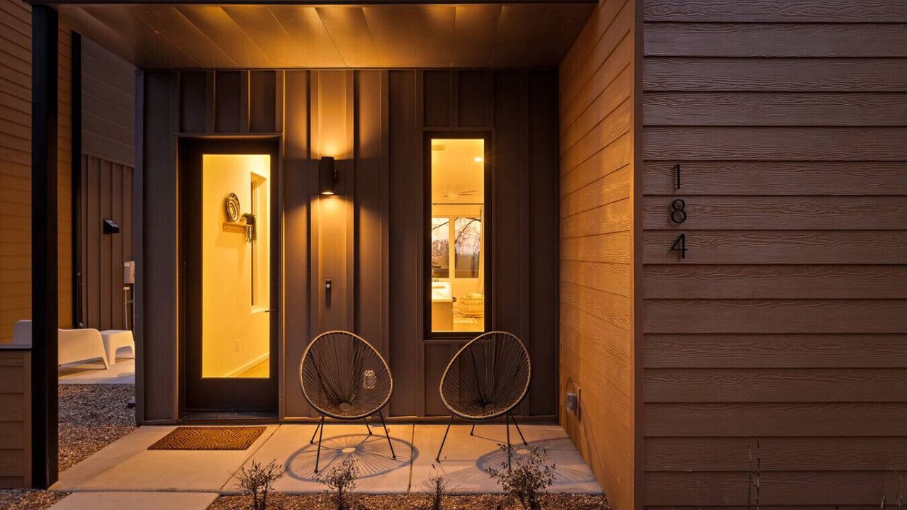 Photo of Patio Balcony in East Ridge