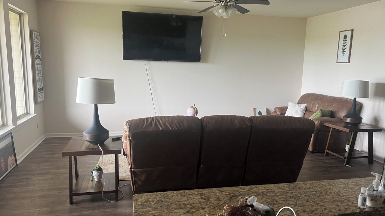 Photo of Livingroom in Milton
