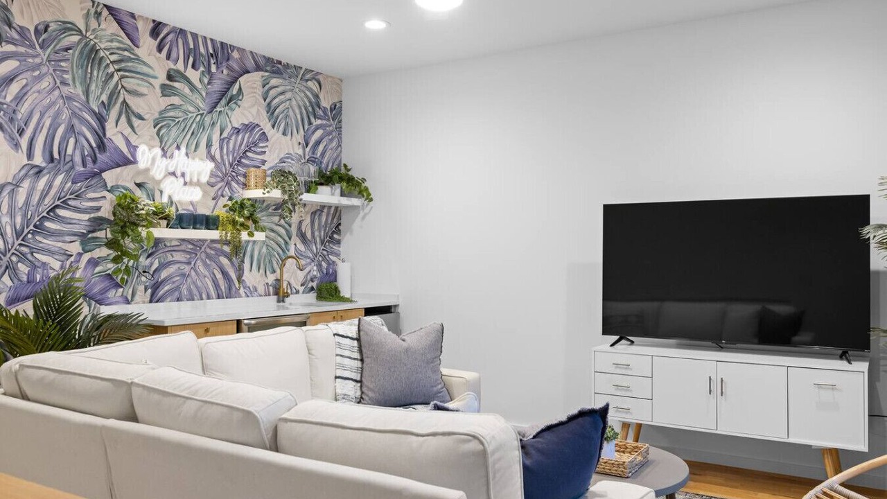 Photo of Livingroom in East Ridge