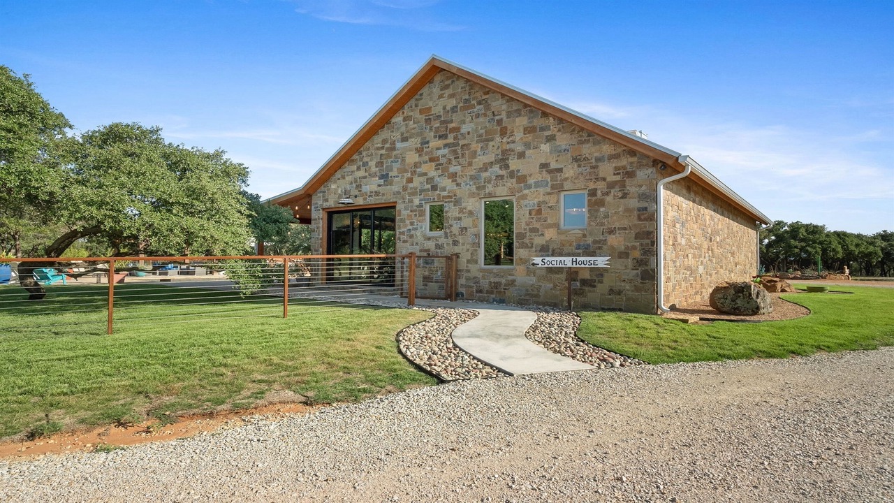 Photo of Outdoor in Graham