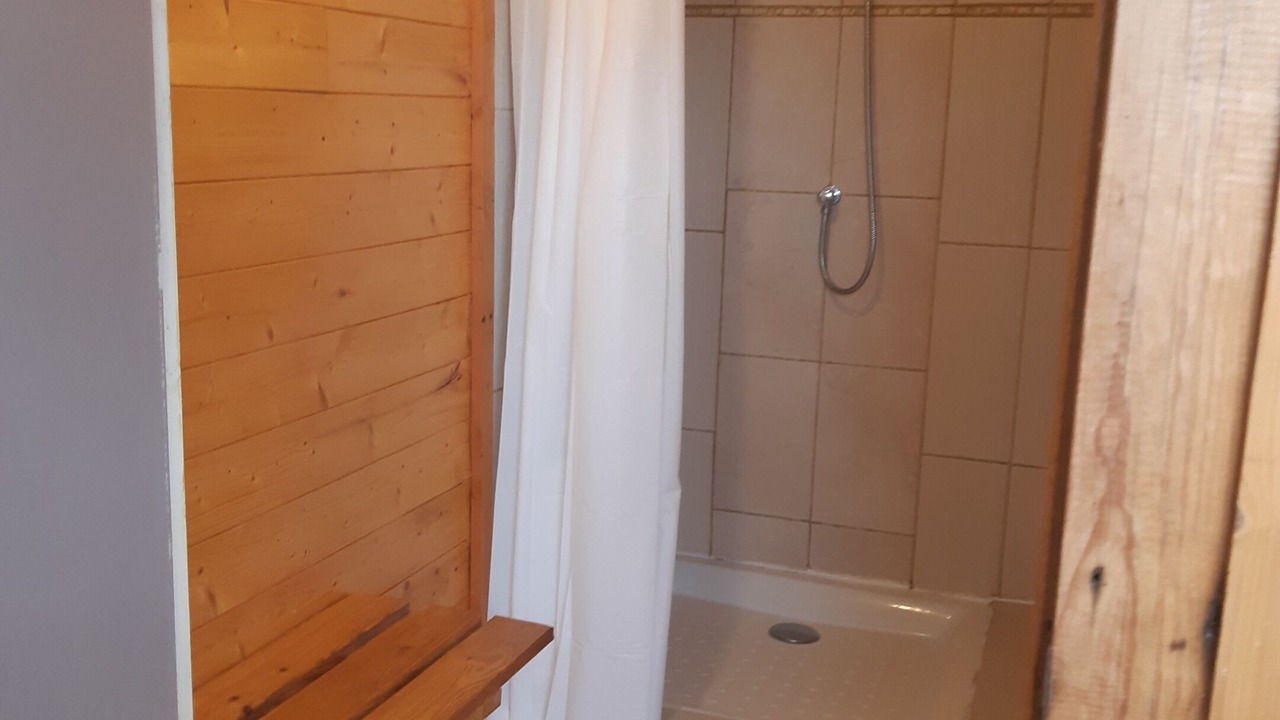 Photo of Bathroom in Beaulieu-sur-Layon