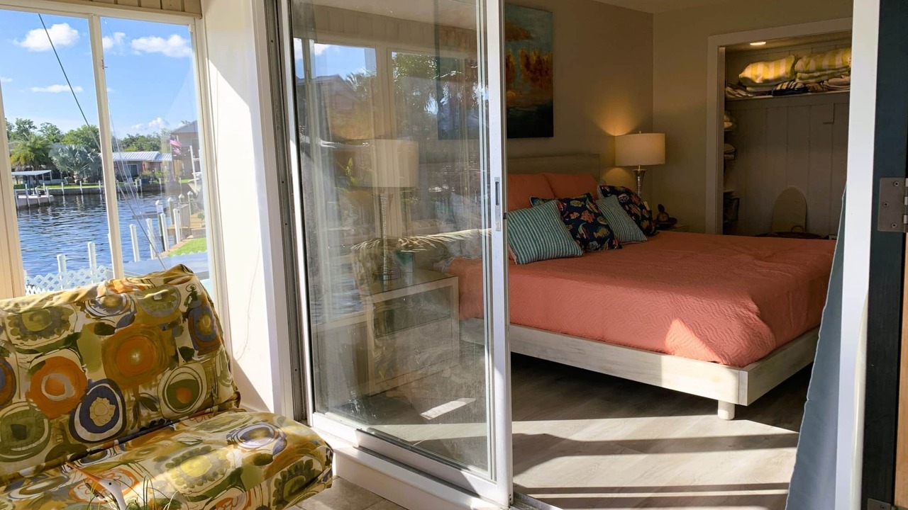 Photo of Bedroom in Homosassa