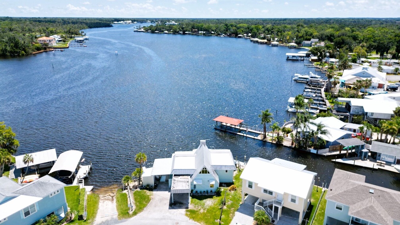Photo of Others in Homosassa