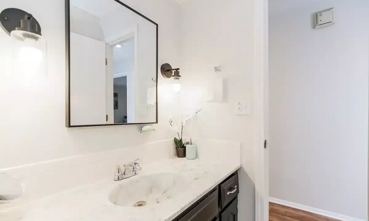 Photo of Bathroom in Lee's Summit