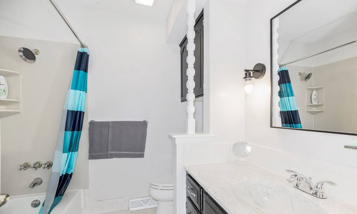 Photo of Bathroom in Lee's Summit