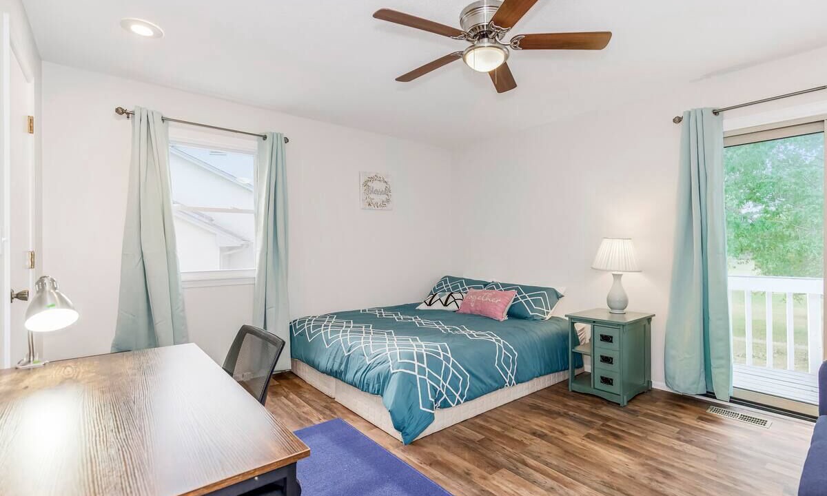 Photo of Bedroom in Lee's Summit