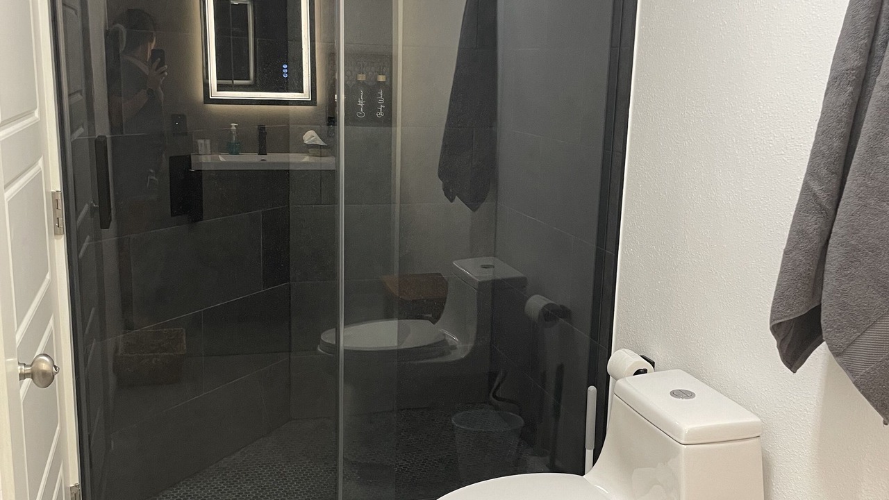 Photo of Bathroom in Gordon