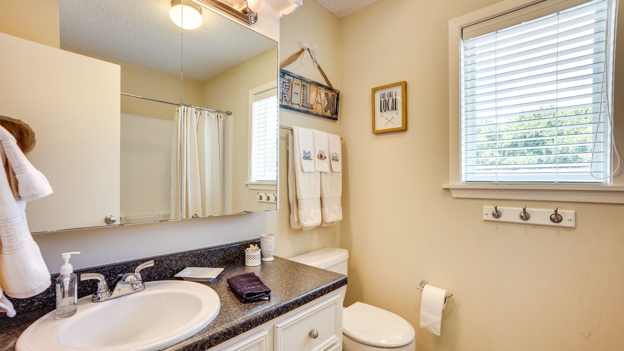 Photo of Bathroom in West Livingston