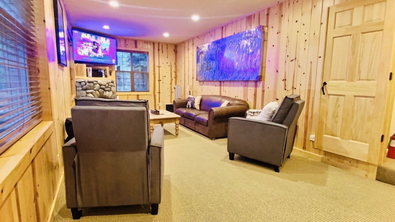 Photo of Livingroom in Ridgewood