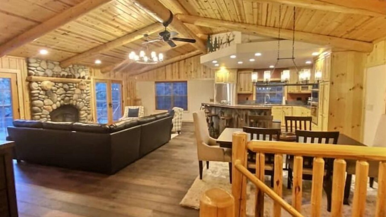 Photo of Livingroom in Ridgewood