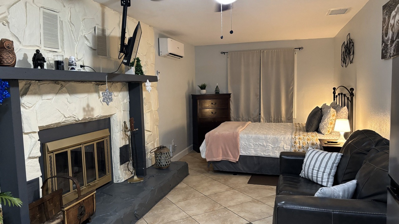 Photo of Bedroom in University