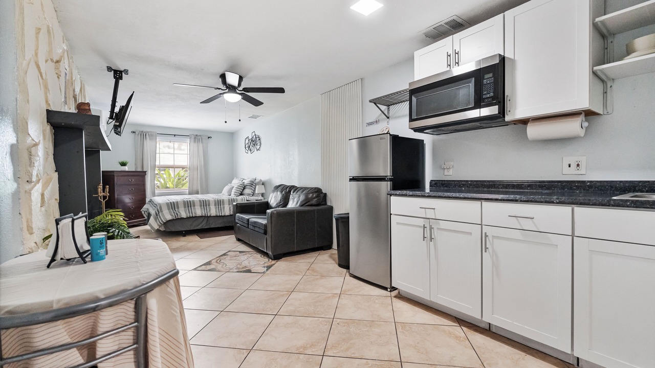 Photo of Livingroom in University