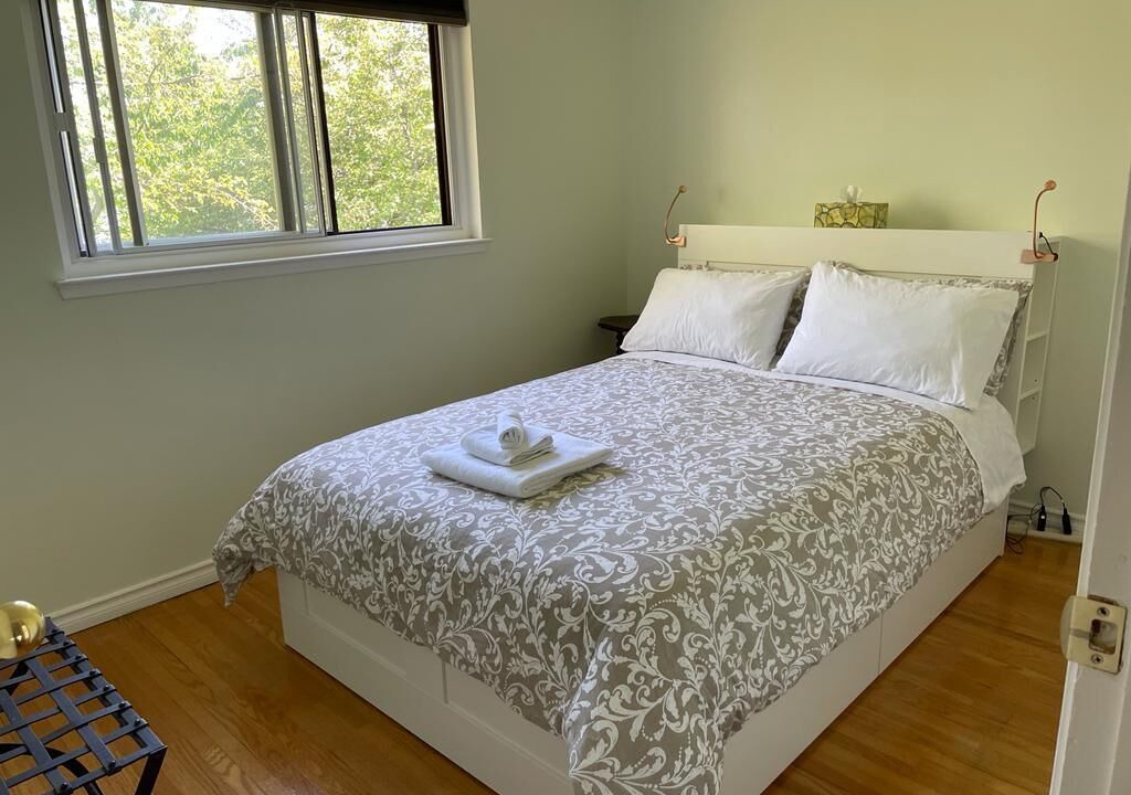 Photo of Bedroom in Guildwood