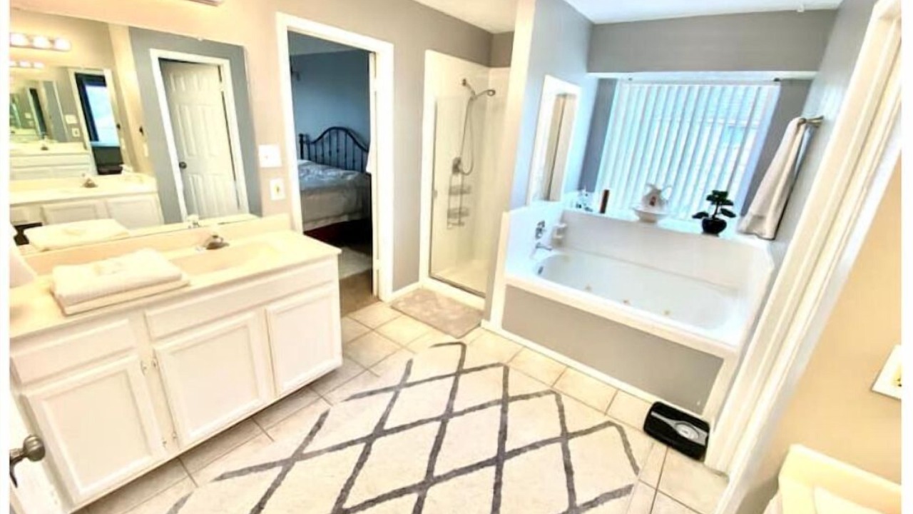 Photo of Bathroom in Pasadena