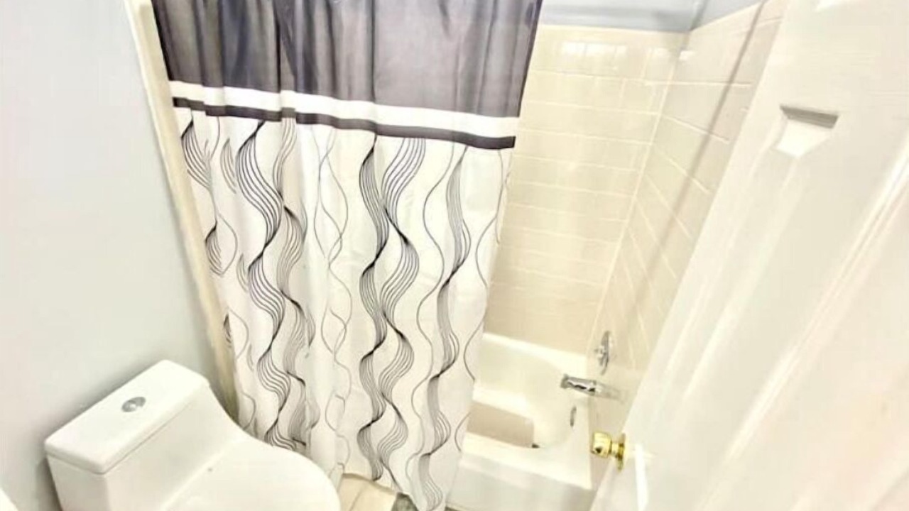 Photo of Bathroom in Pasadena