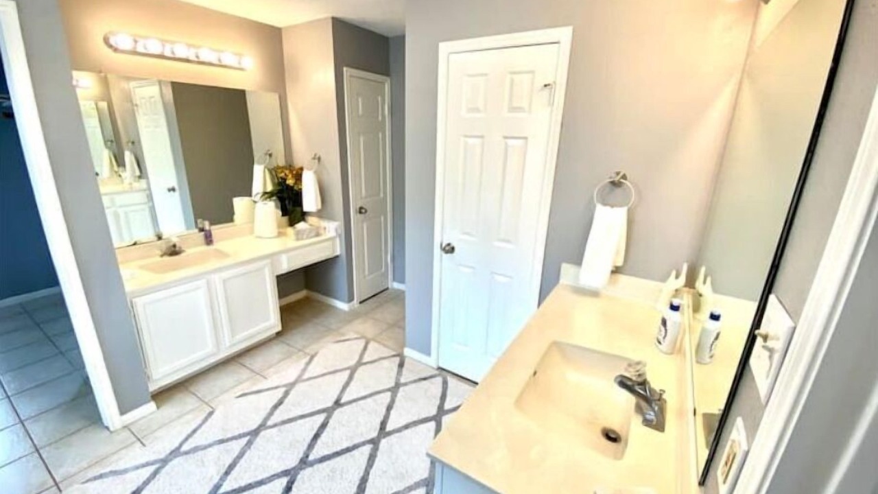 Photo of Bathroom in Pasadena