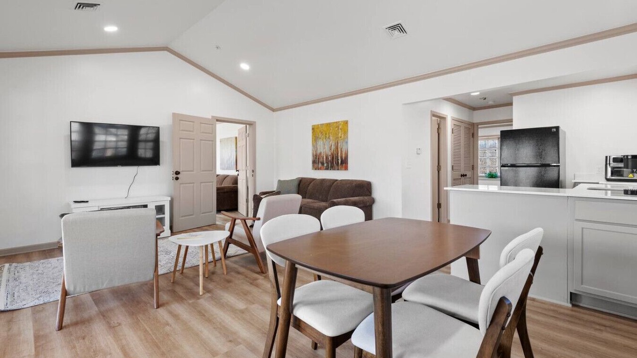 Photo of Others in Ramona