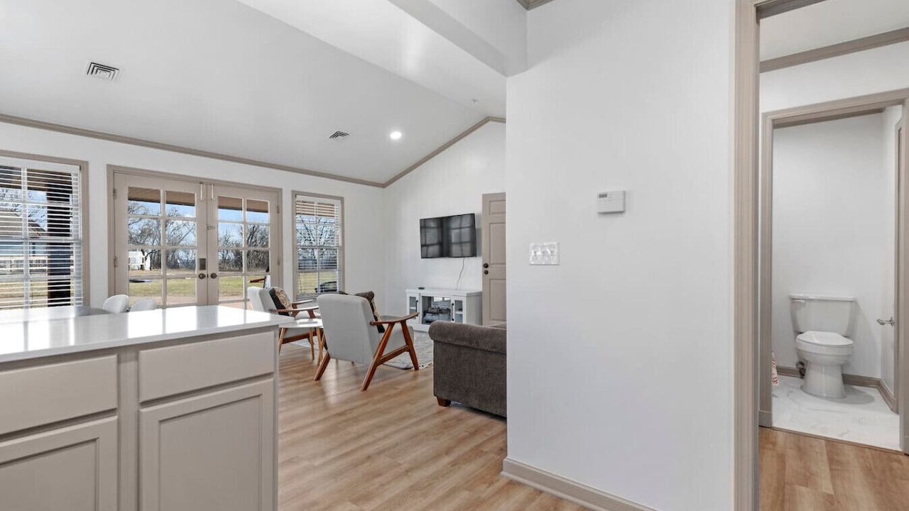 Photo of Others in Ramona