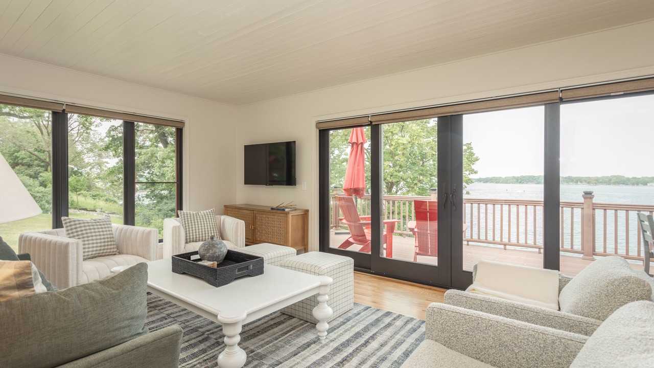 Photo of Livingroom in Alexandria