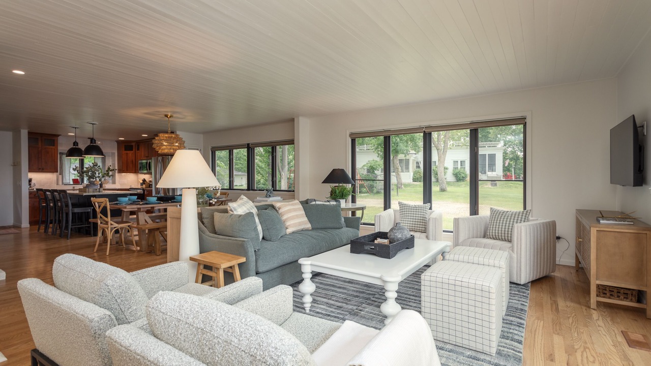 Photo of Livingroom in Alexandria