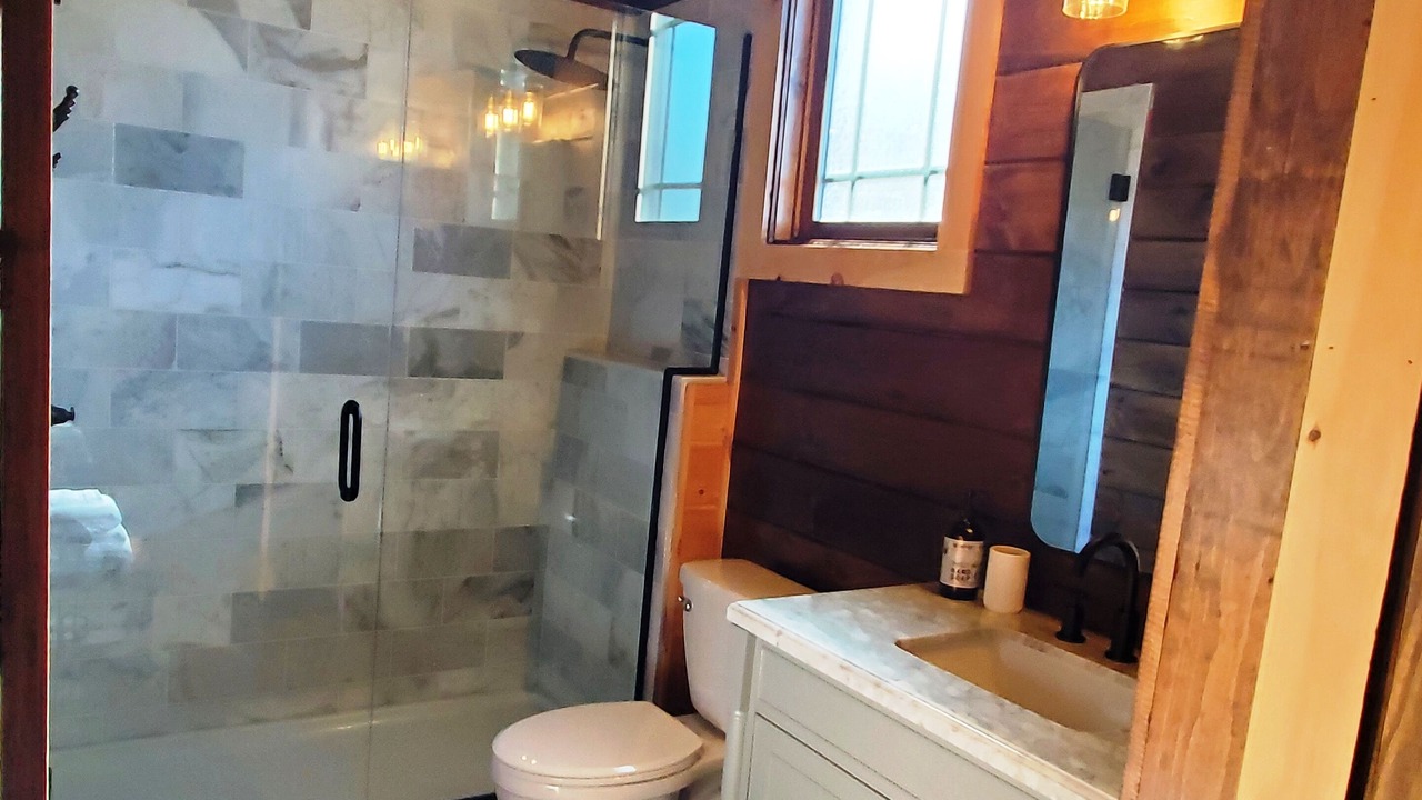 Photo of Bathroom in Hemp