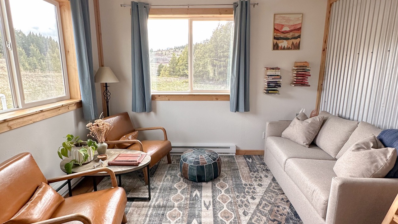 Photo of Bedroom in East Glacier Park