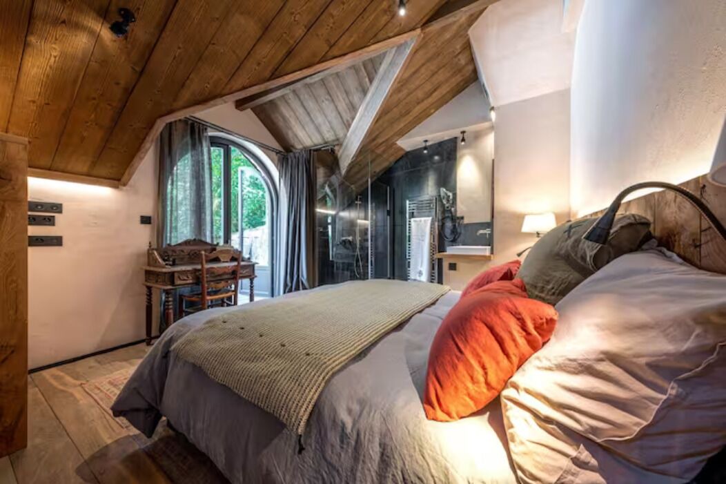 Photo of Bedroom in Saint-Servan