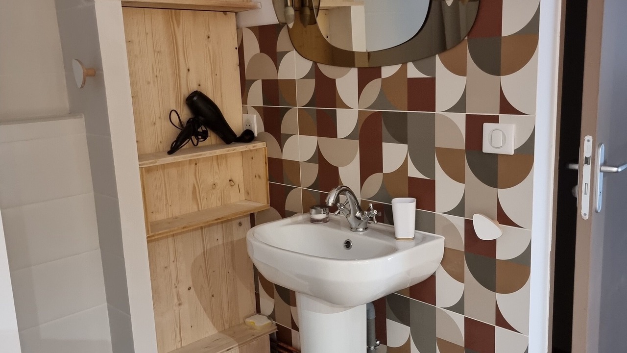 Photo of Bathroom in Ceret