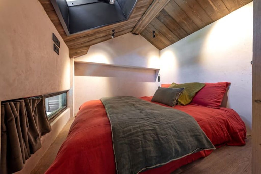 Photo of Bedroom in Saint-Servan