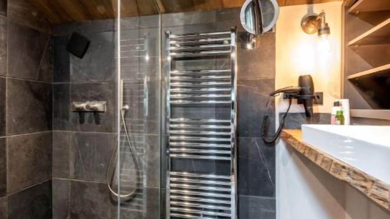 Photo of Bathroom in Saint-Servan